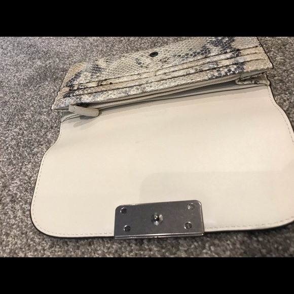 Coach wallet (brand new) - Picture 2 of 4